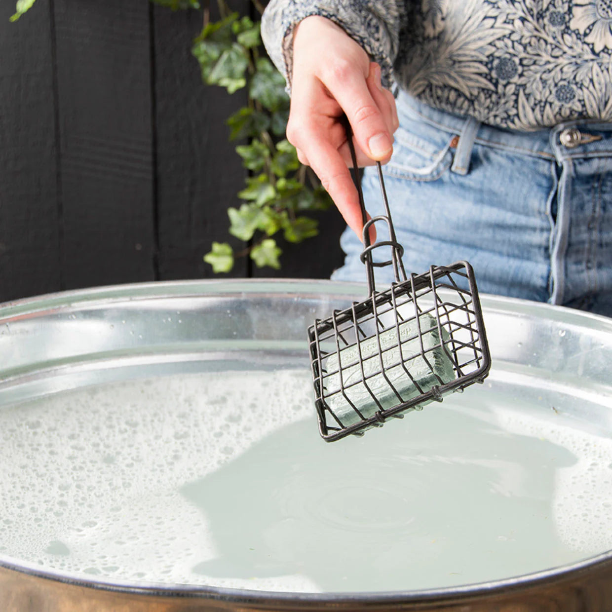Wire Soap Shaker