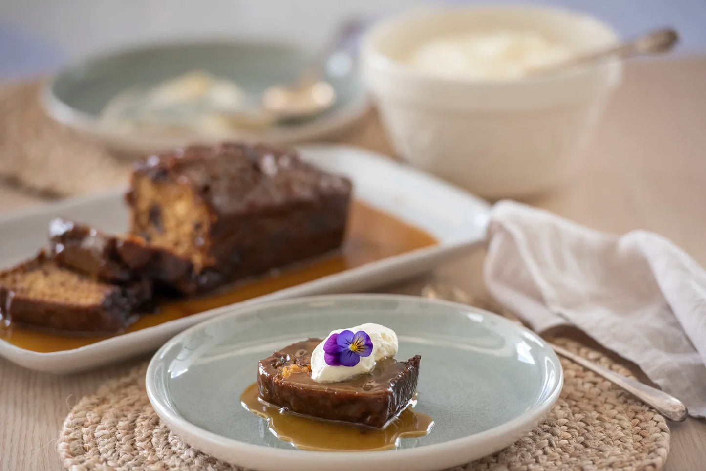 Red Kitchen Sticky Date & Toffee Pudding - Family Size
